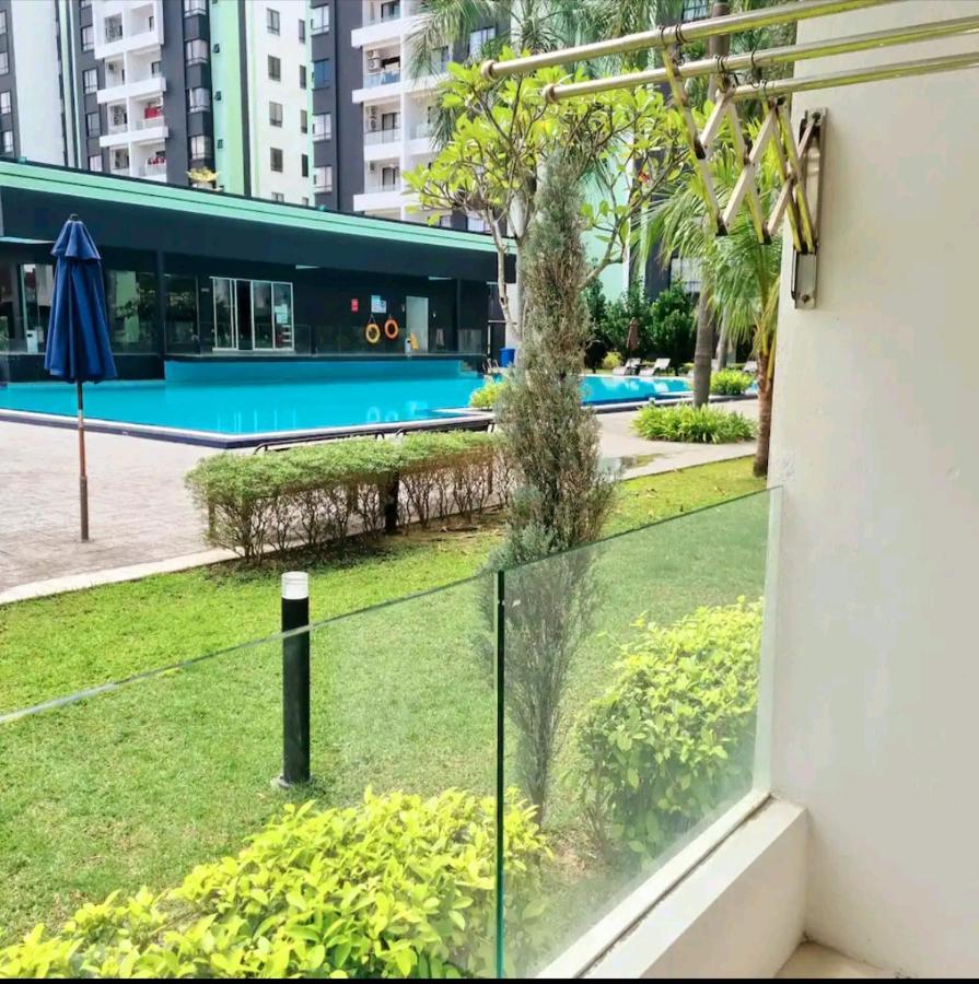 Cozy Poolside Waterpark Manhattan City3room Netflix *