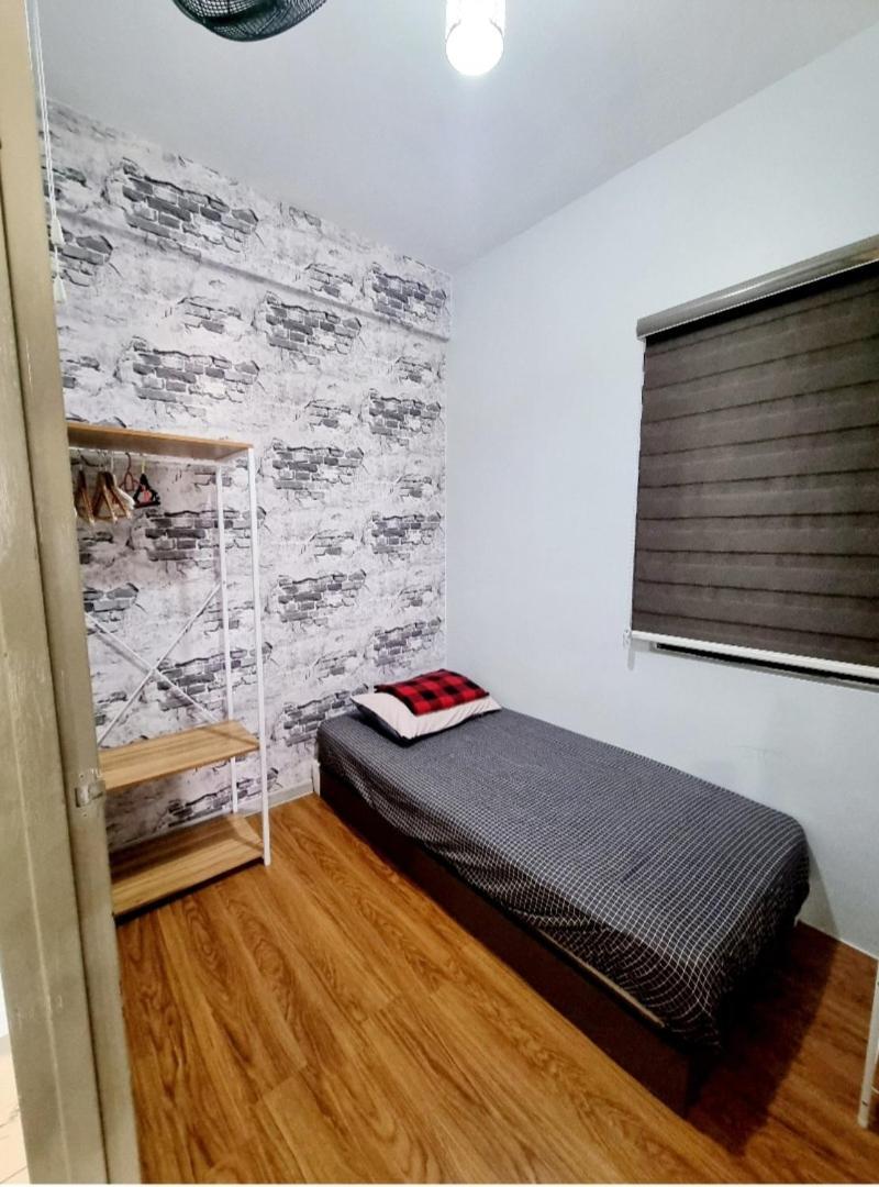 Cozy Poolside Waterpark Manhattan City3room Netflix Pangsapuri Ipoh